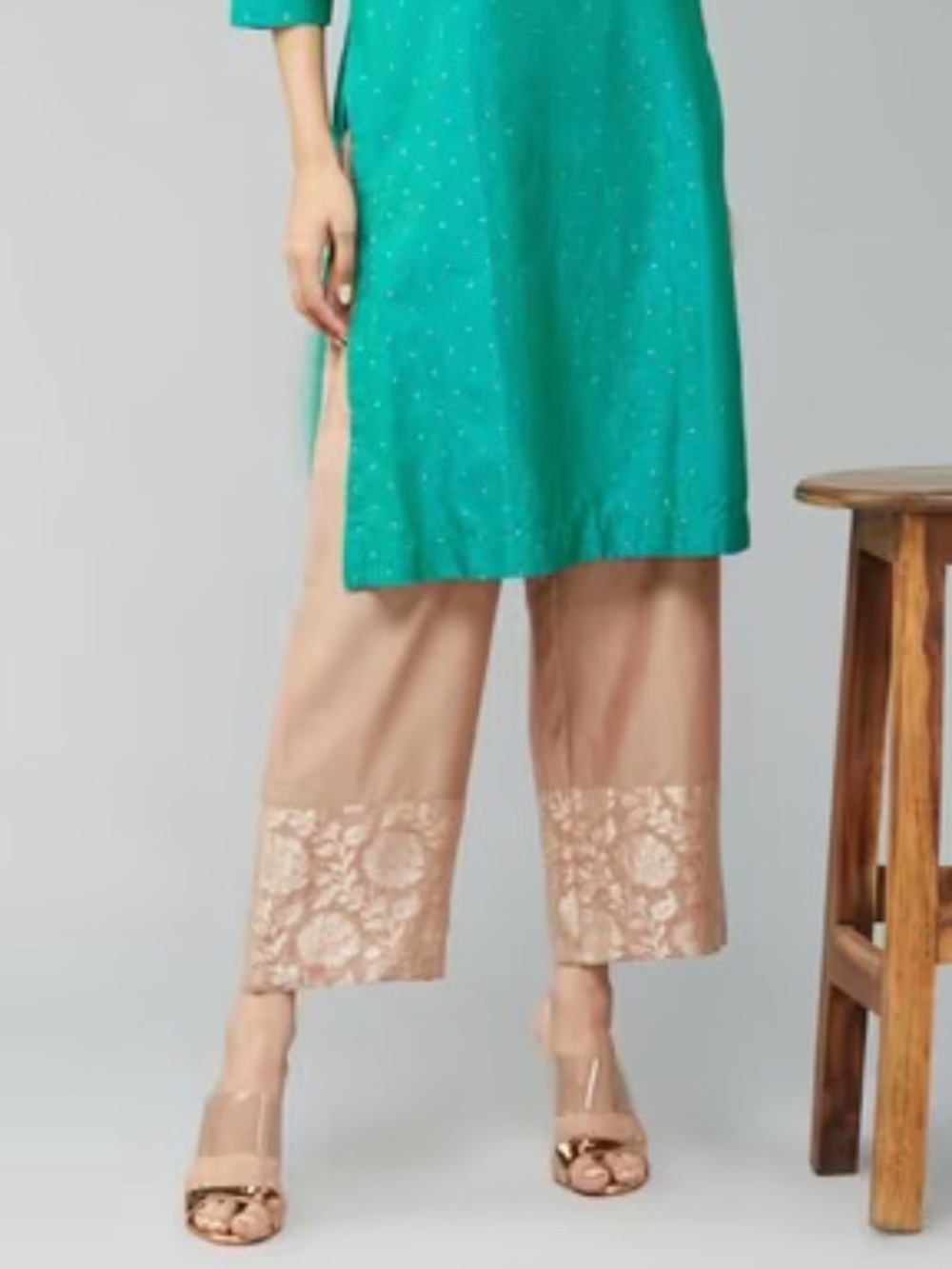 Ladies Beige Cotton Silk Full Length Ijar - As New